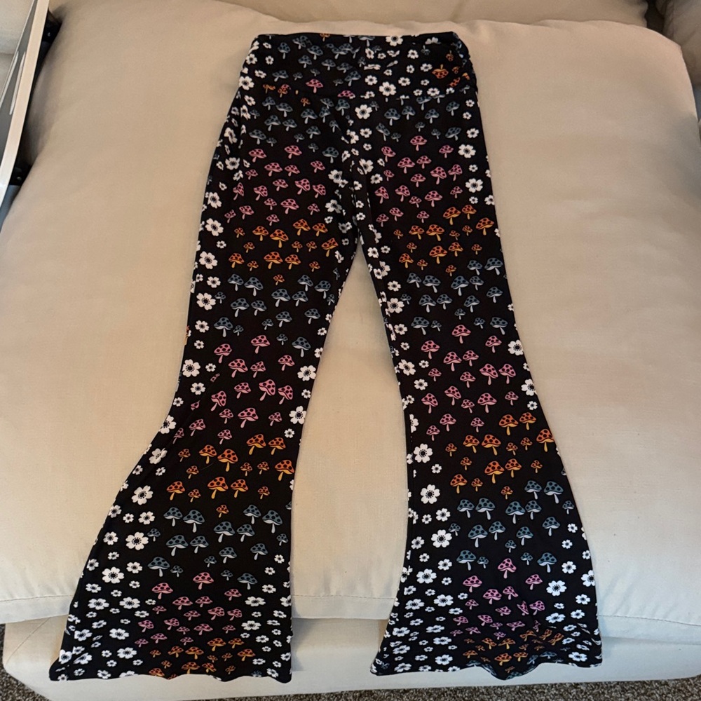 Earthbound Flare Leggings